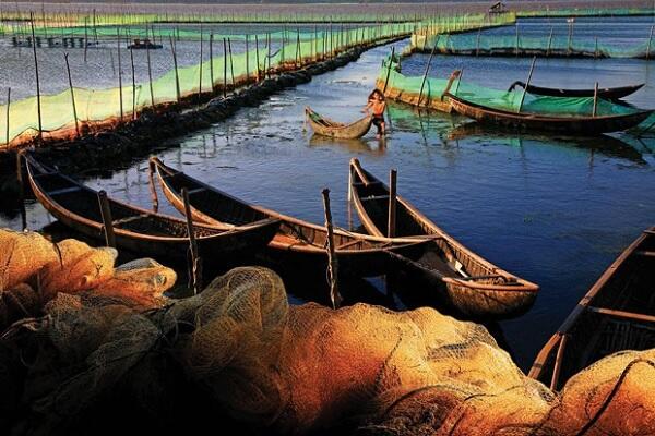 Đầm Ô Loan gần Ghềnh Đá Đĩa Phú Yên