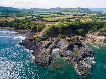 Ghềnh Đá Đĩa Phú Yên nhìn từ trên cao